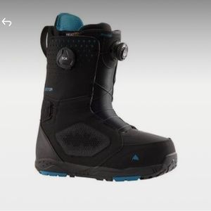 Brand new snowboard boots.
